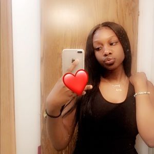 Meet your Posher, Janaya